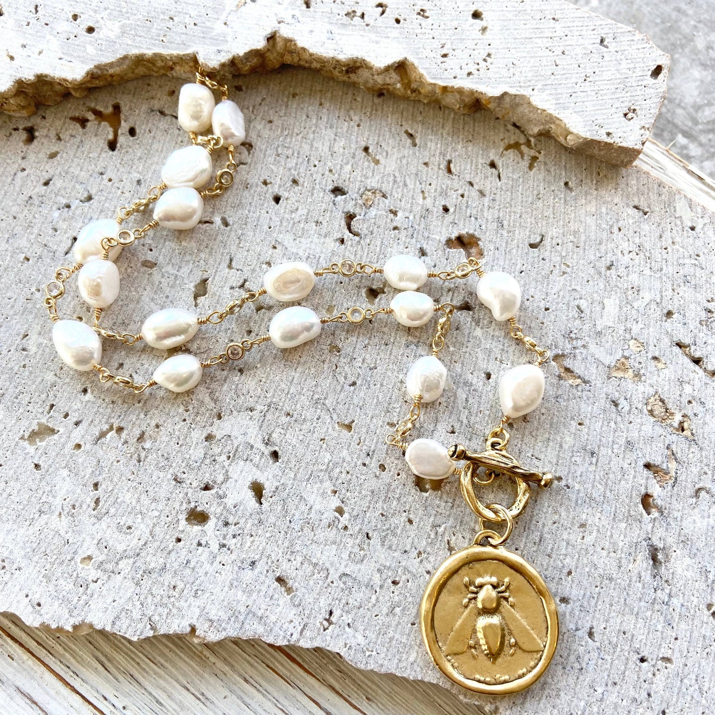 VB&CO Designs Handmade Jewelry - Queen bee pearl necklace boutique salon bee Jewerly trendy: 17”