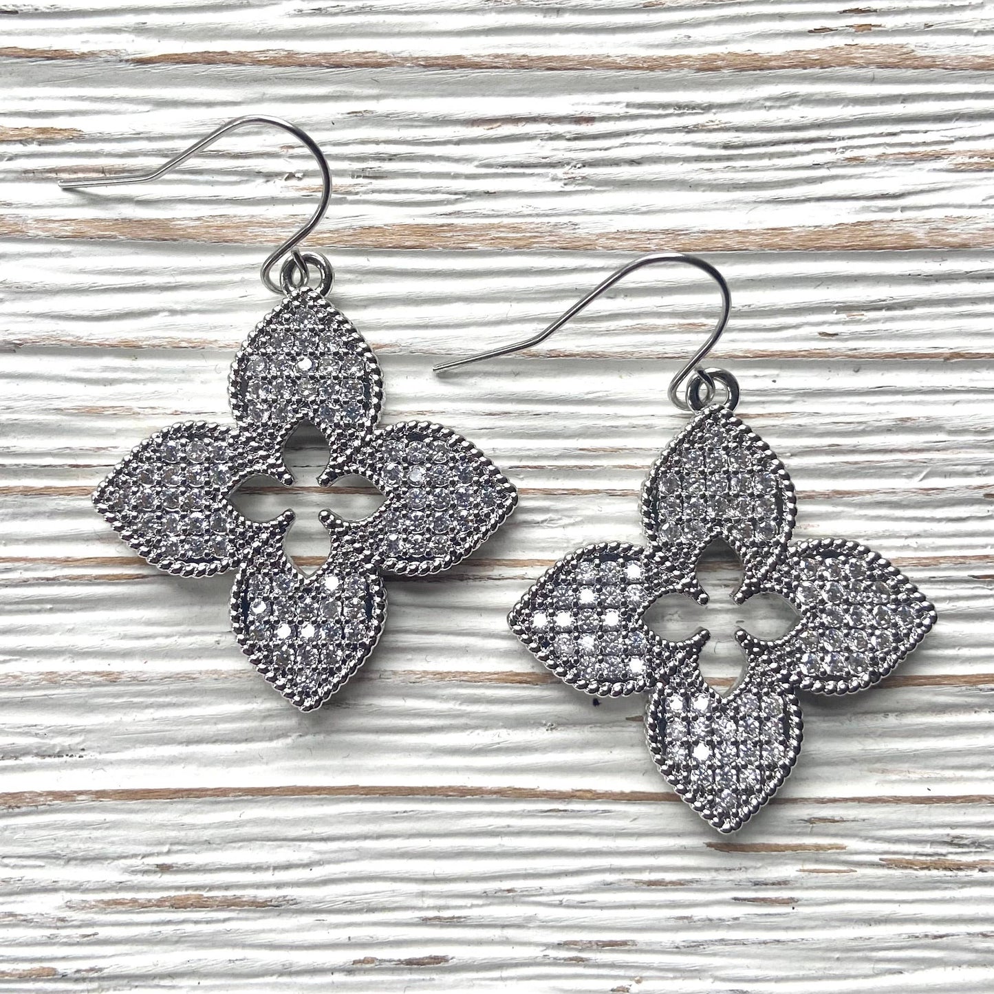 VB&CO Designs Handmade Jewelry - Quatrefoil clover designer style jewelry boutique trendy : Gold