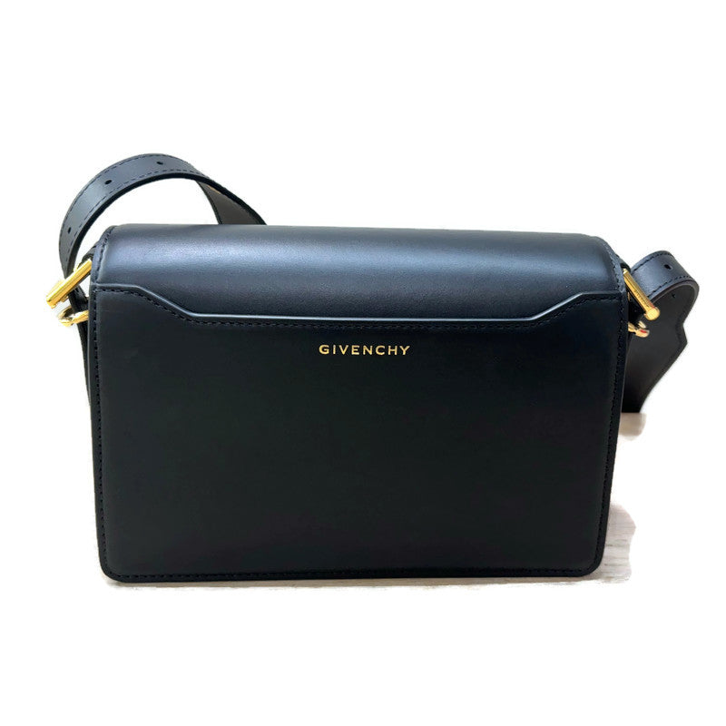 Givenchy 4G Crossbody 2150.00