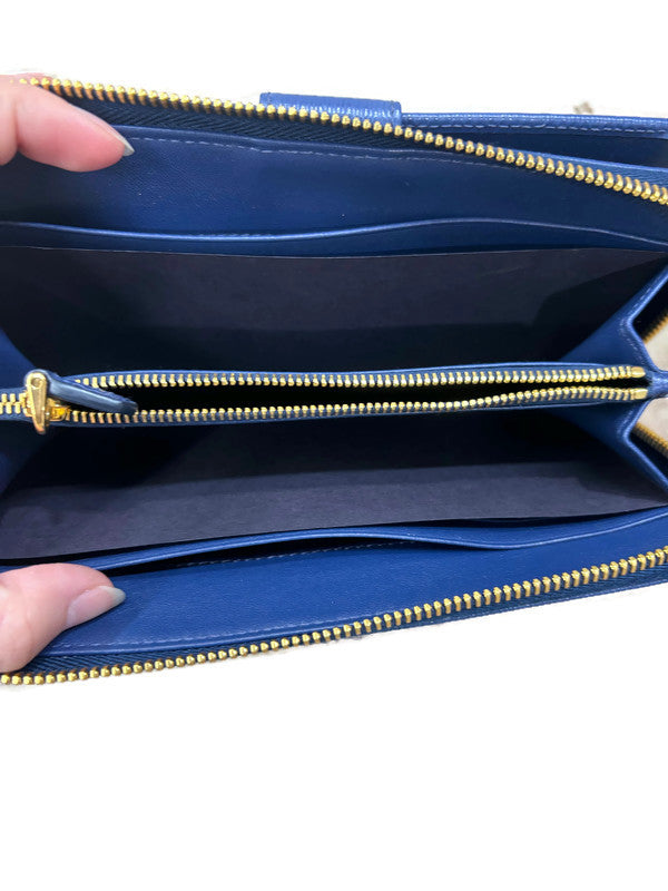 Prada Designer Pre-Loved Wallet (blue) 825.00