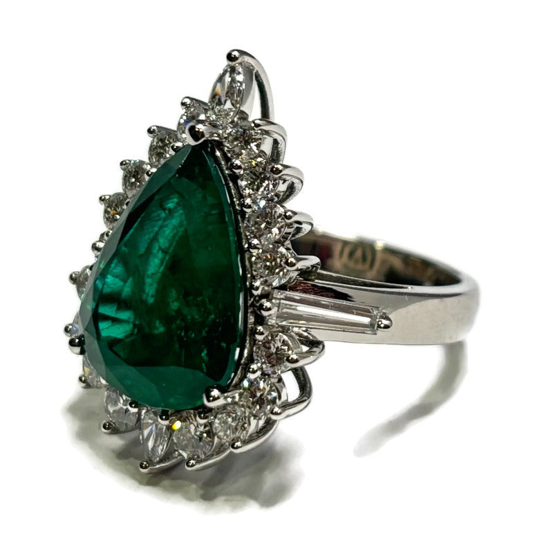 Pear Emerald and Diamond White Gold Cocktail Ring 37500.00