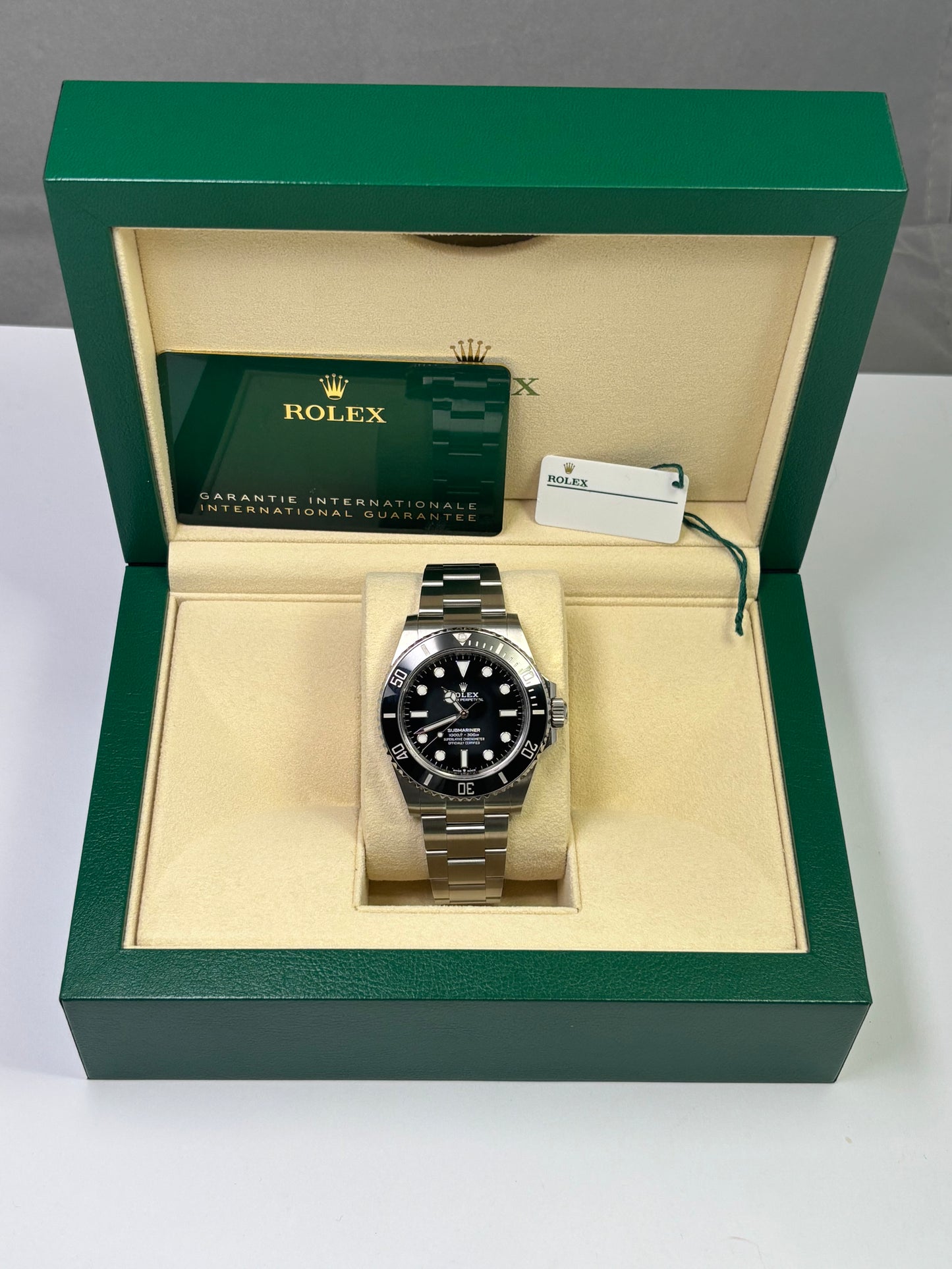Gents Stainless Steel Black Submariner Rolex 15400.00
