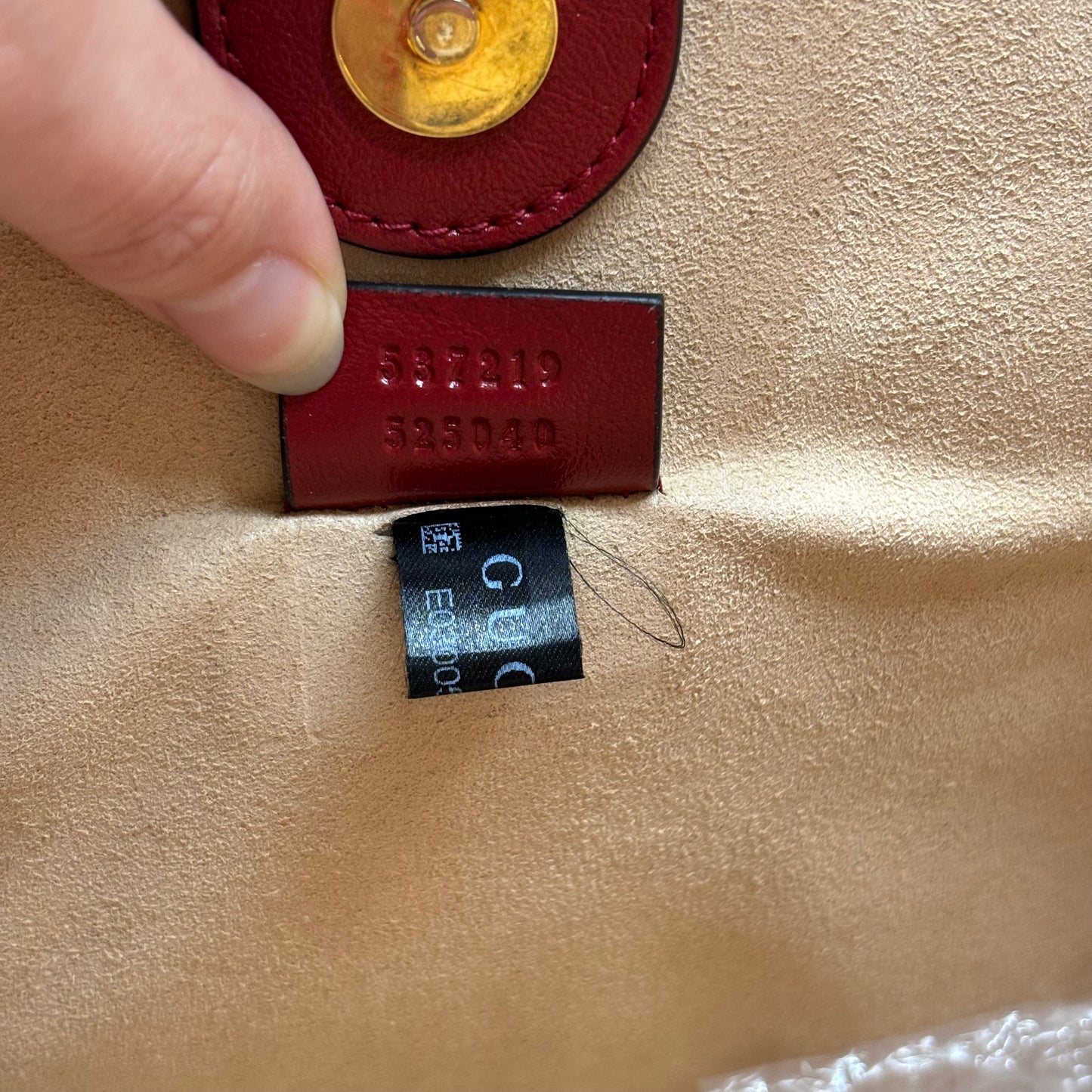 Pre-Loved Gucci Rajah Woolen Tote 2095.00