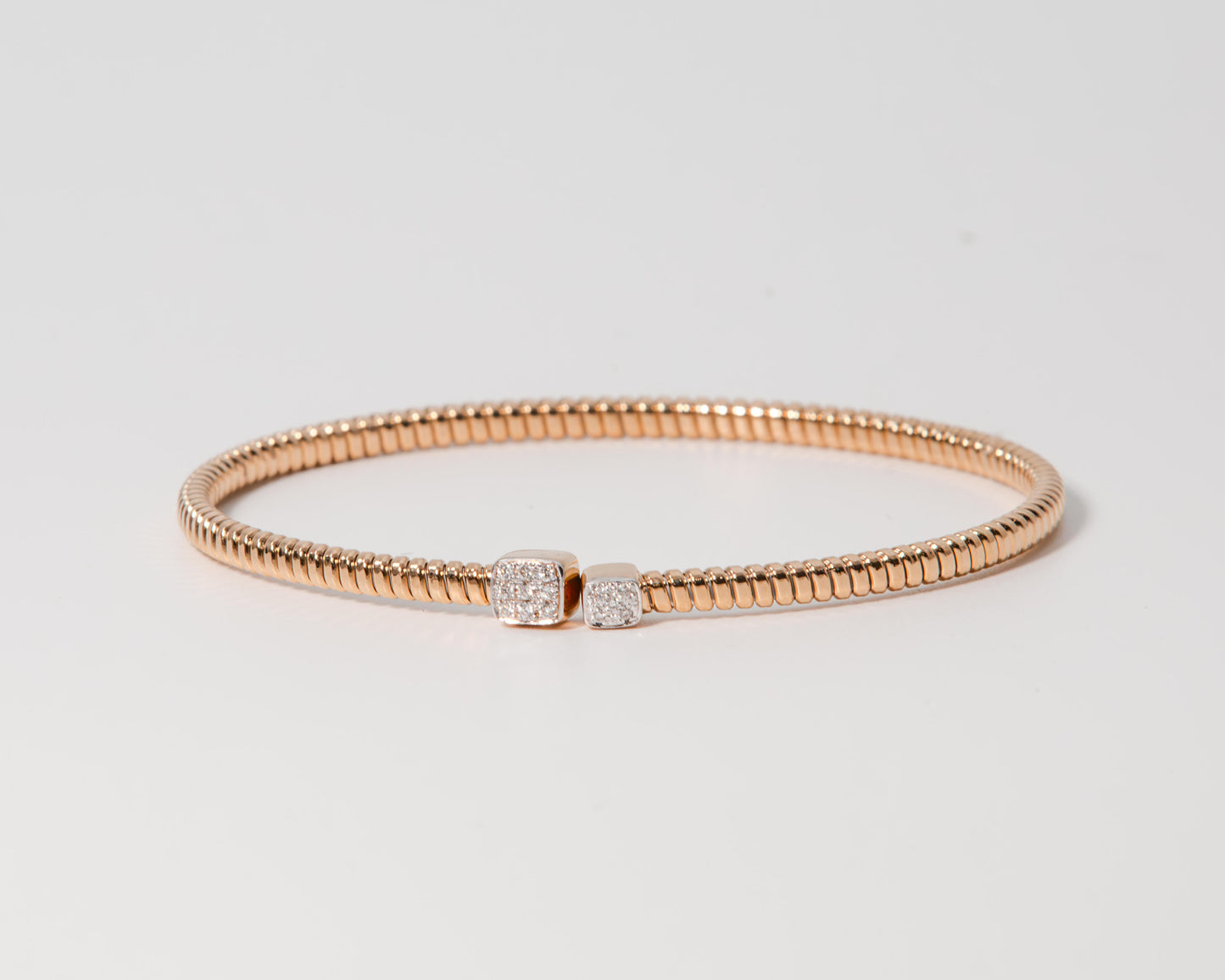Antonio Papini Italian Bangle with Diamond 18ky 3000.00