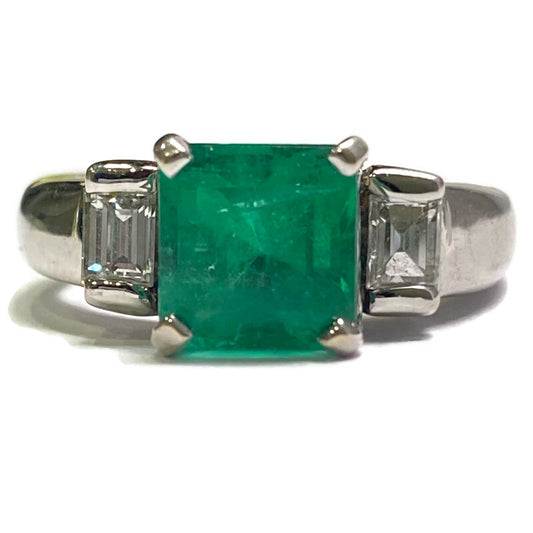 Princess Cut Emerald & Diamond 18KW Gold Ring 9000.00