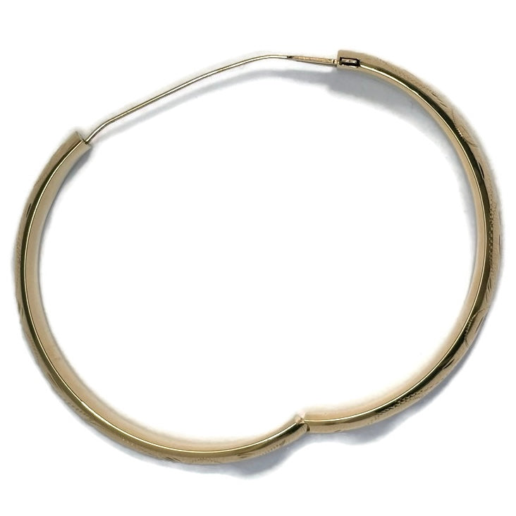 Textured Hinge Bangle 6200.00