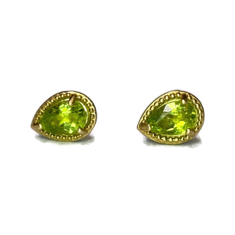 Yellow Gold Pear Cut Peridot Stud Earrings 700.00