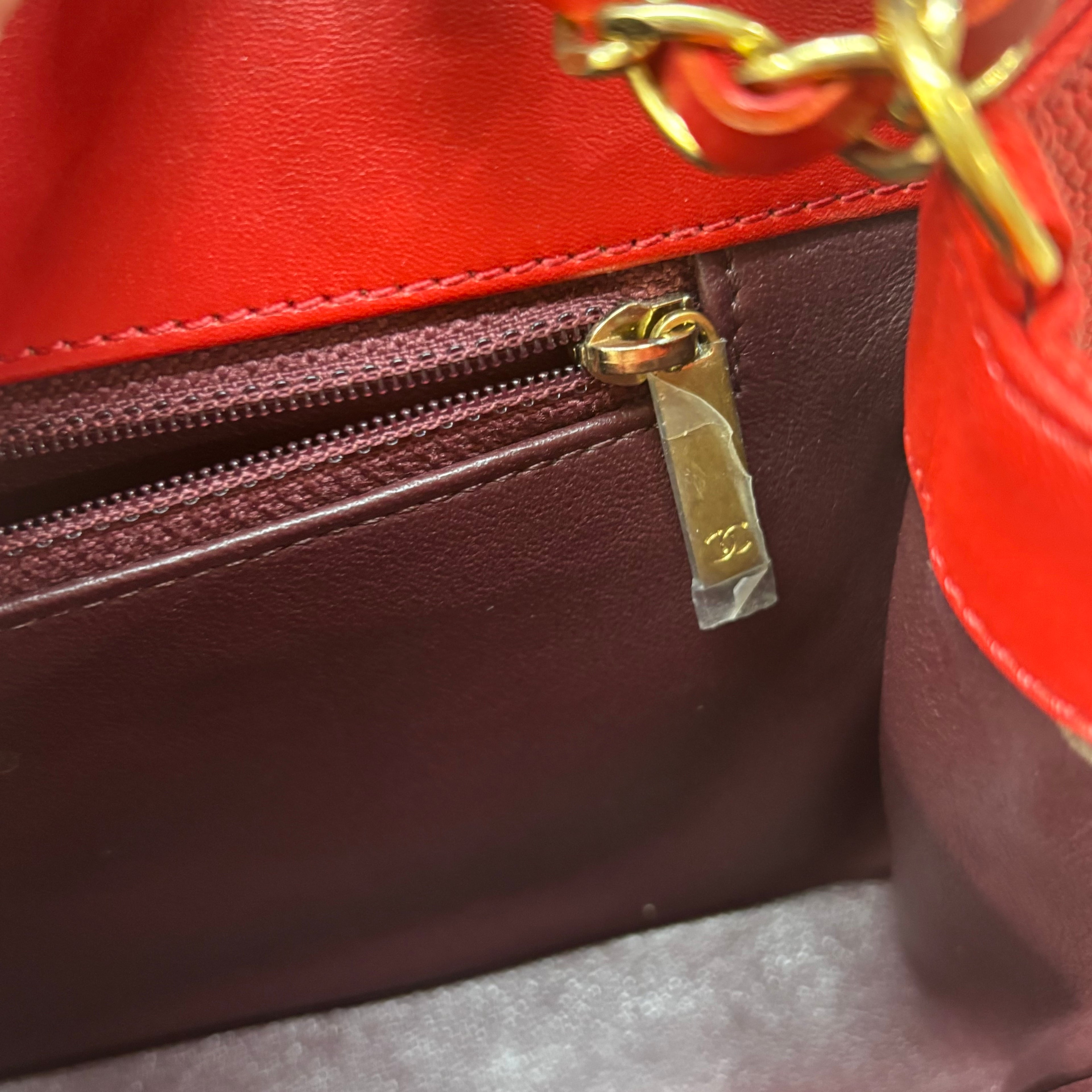 Chanel Red Caviar Single Flap 4100.00