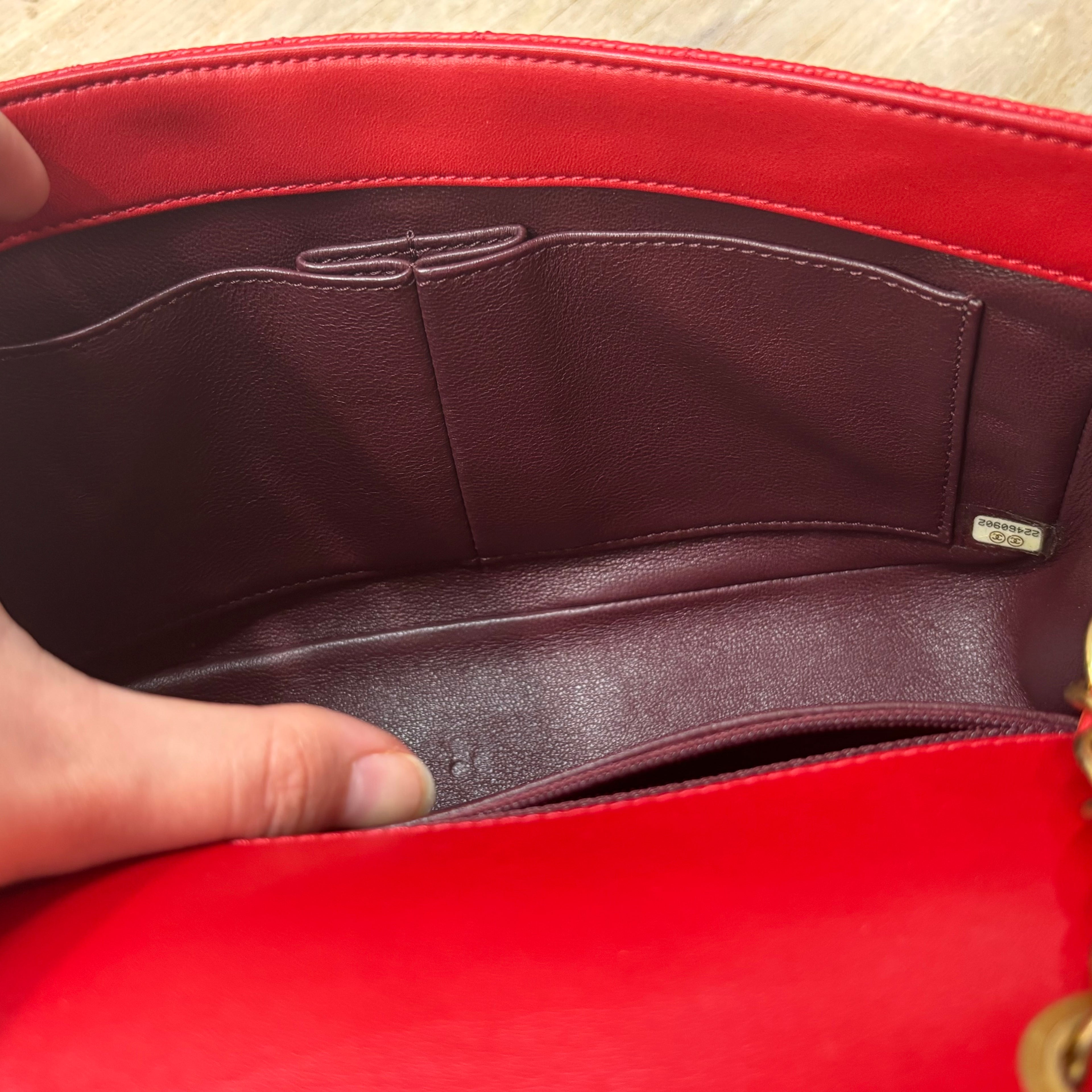 Chanel Red Caviar Single Flap 4100.00