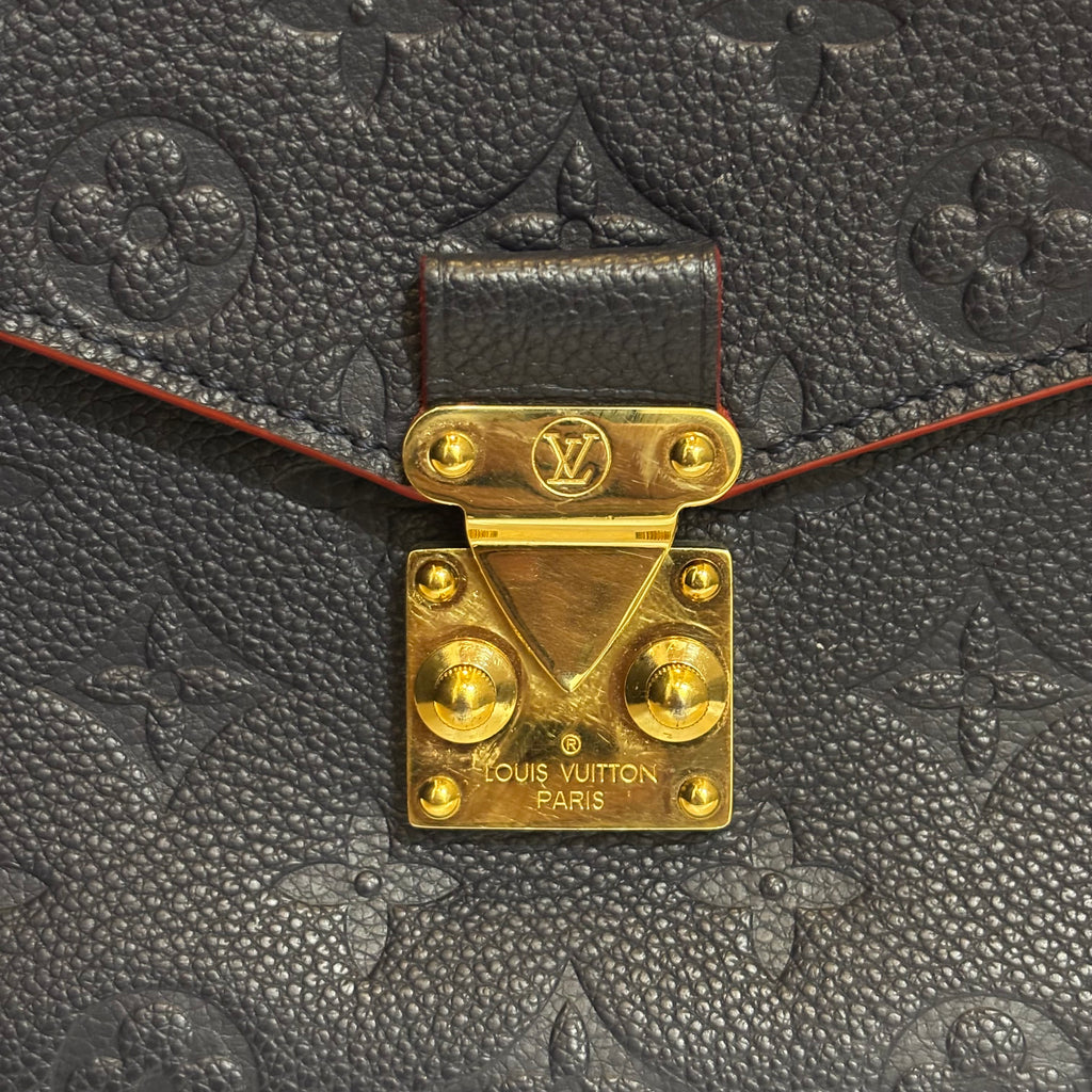 Louis Vuitton A Condition Metis Empreinte Pochette 2600.00