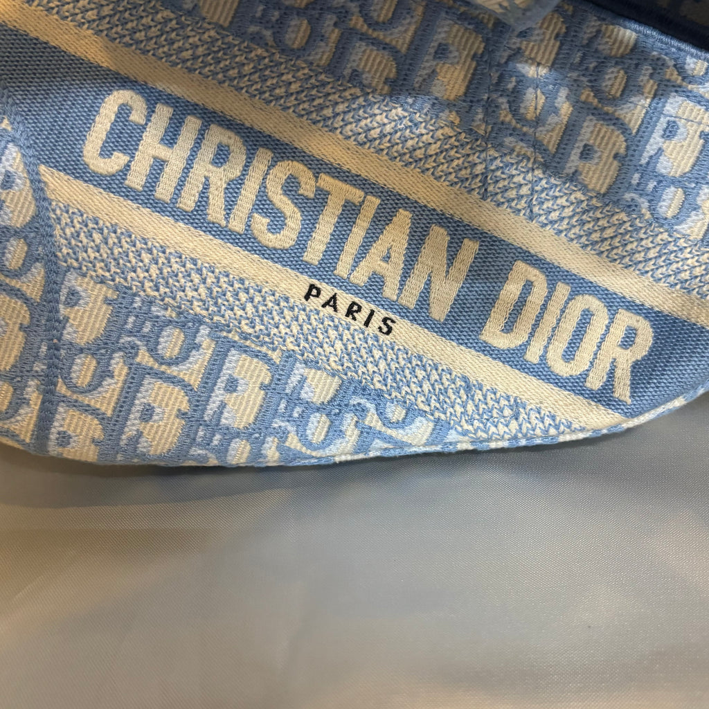Christian Dior A Condition Saddle Handbag Logo Embroidered Oblique Canvas Medium 3200.00