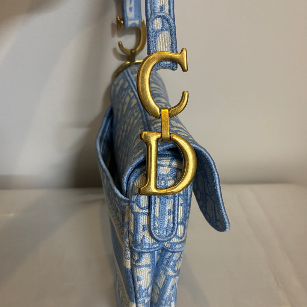 Christian Dior A Condition Saddle Handbag Logo Embroidered Oblique Canvas Medium 3200.00