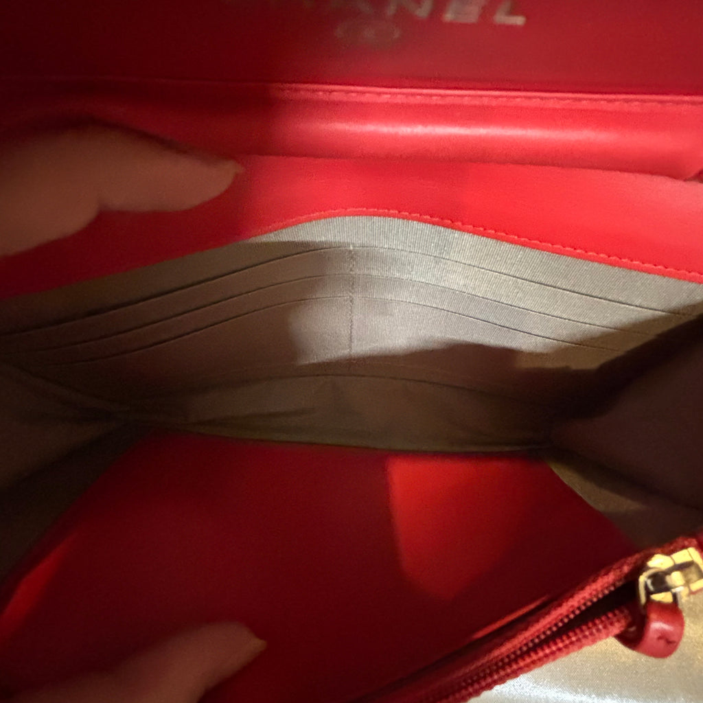 Chanel A Condition Coral Caviar Wallet on Chain 2700.00