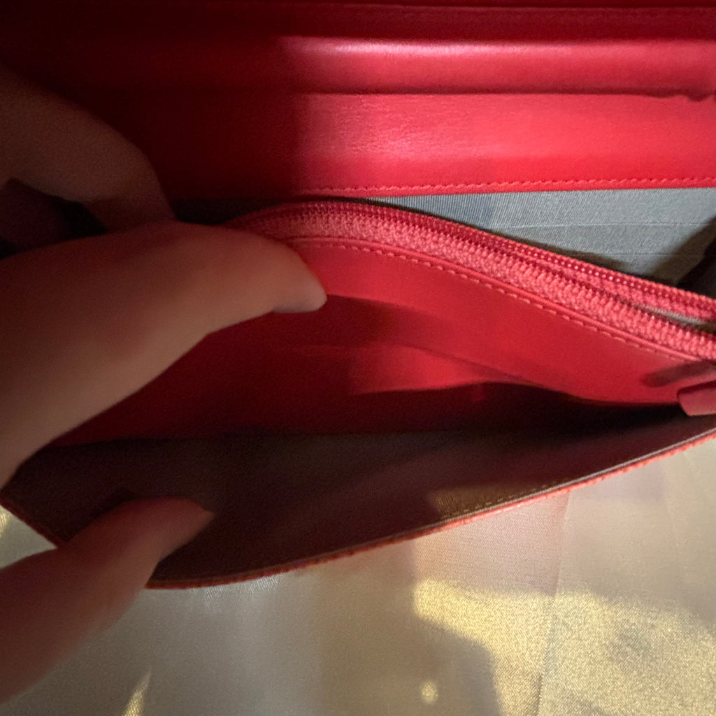 Chanel A Condition Coral Caviar Wallet on Chain 2700.00