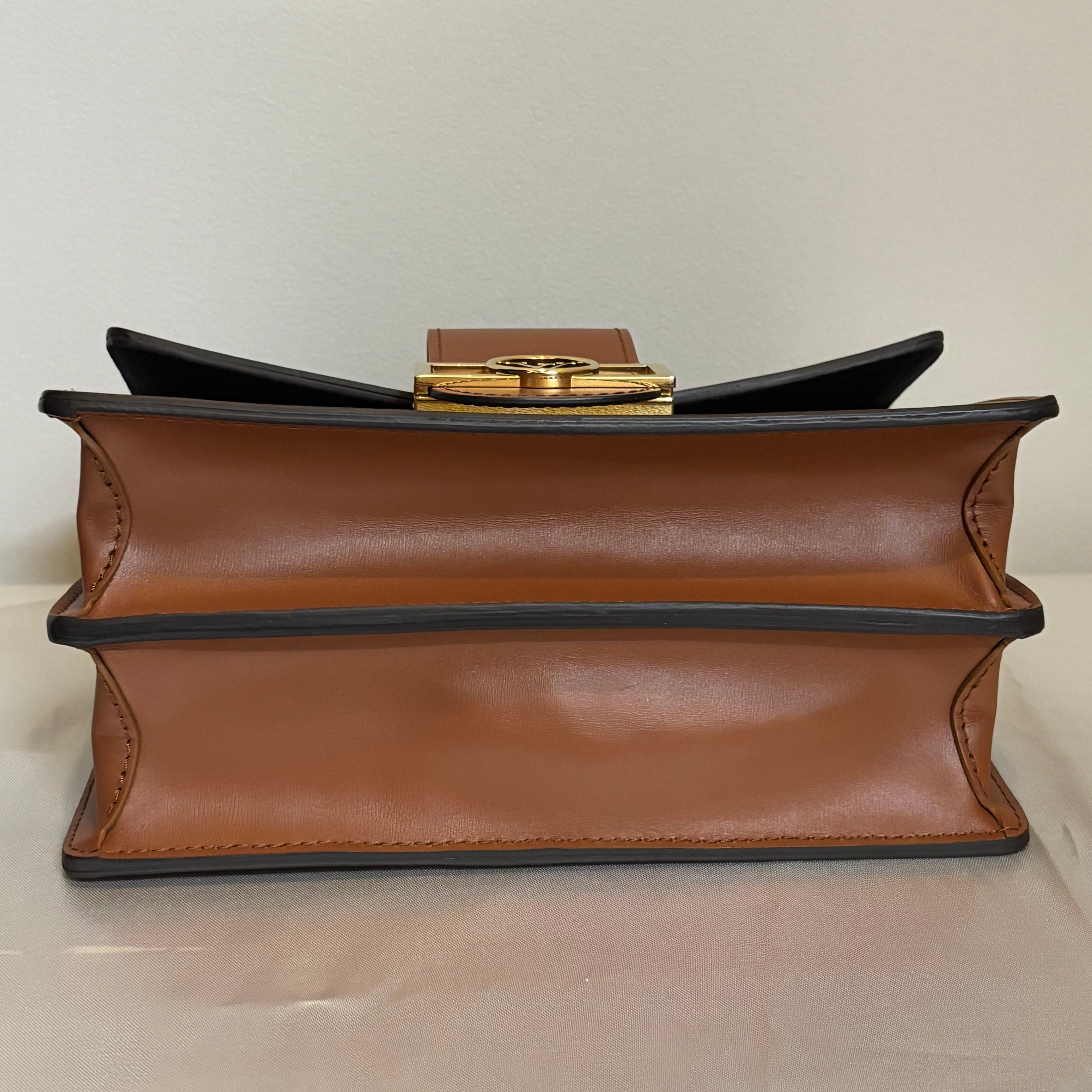 Louis Vuitton A Condition Monogram Dauphine 3400.00