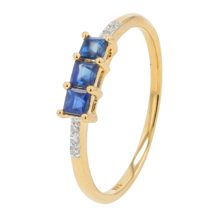 Cabachon Sapphire Diamond and Yellow Gold Ring 1250.00
